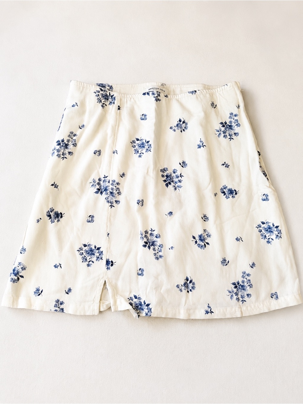 American Eagle Outfitters White Shorts with Blue Floral Print